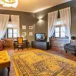 Hotel Chateau Oponice