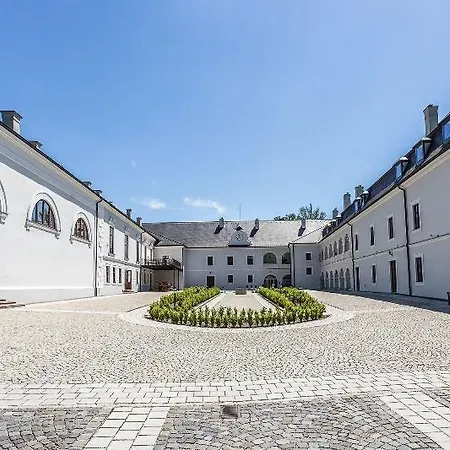 Chateau 4*