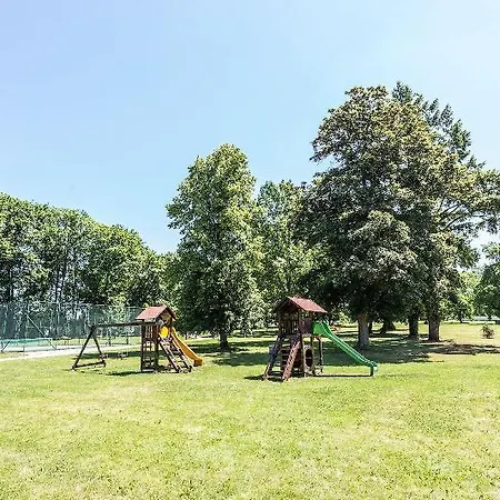 Hotel Chateau Oponice