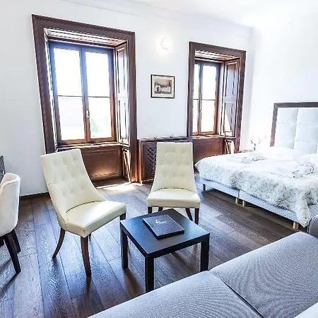 Chateau Hotel 4*