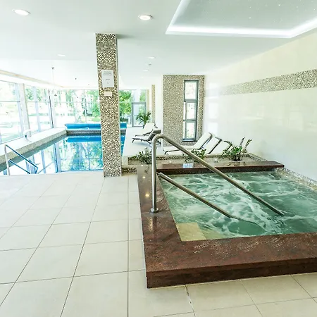 Chateau Hotel Oponice