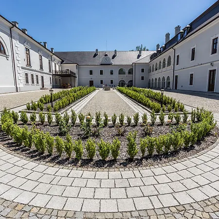 Chateau 4*