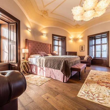 Chateau Hotell Oponice