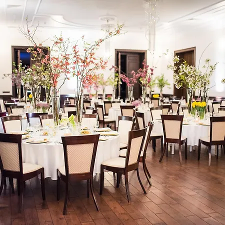 Hotel Chateau Oponice