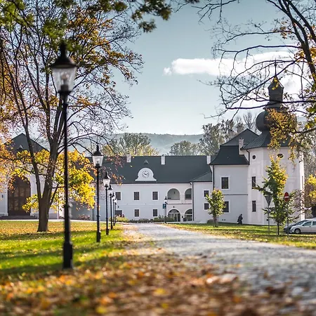 Hotel Chateau 4*