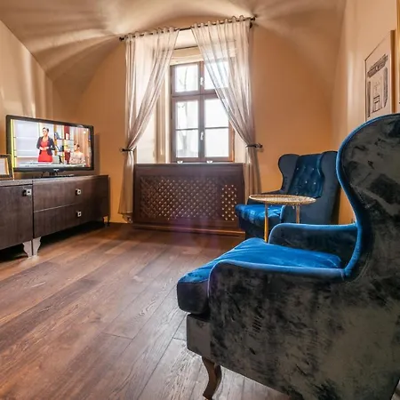 Chateau Hotell Oponice